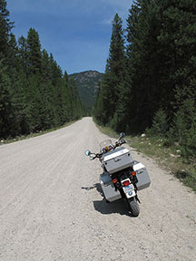 Riding a 20yr old BWM to Canada and back